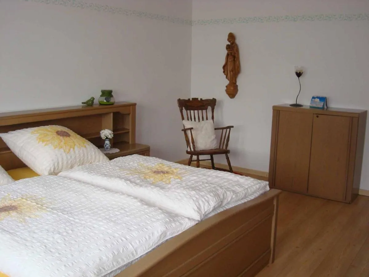 アパート Ferienwohnung Gabi ピディング